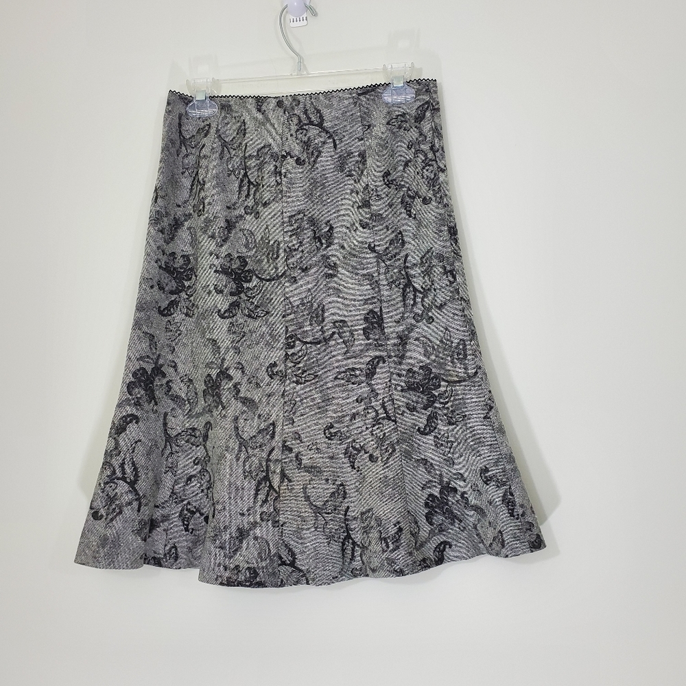 Ann Taylor Gray/Black Wool Floral Skirt, Size 4